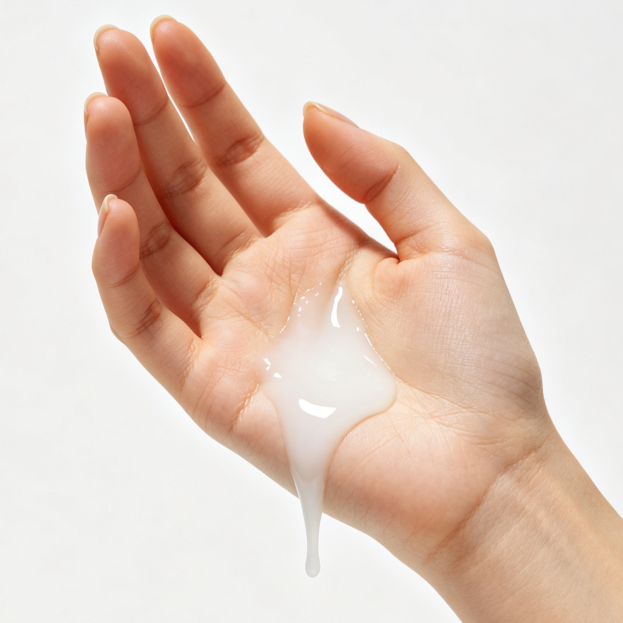 Whitening and Brightening Essence