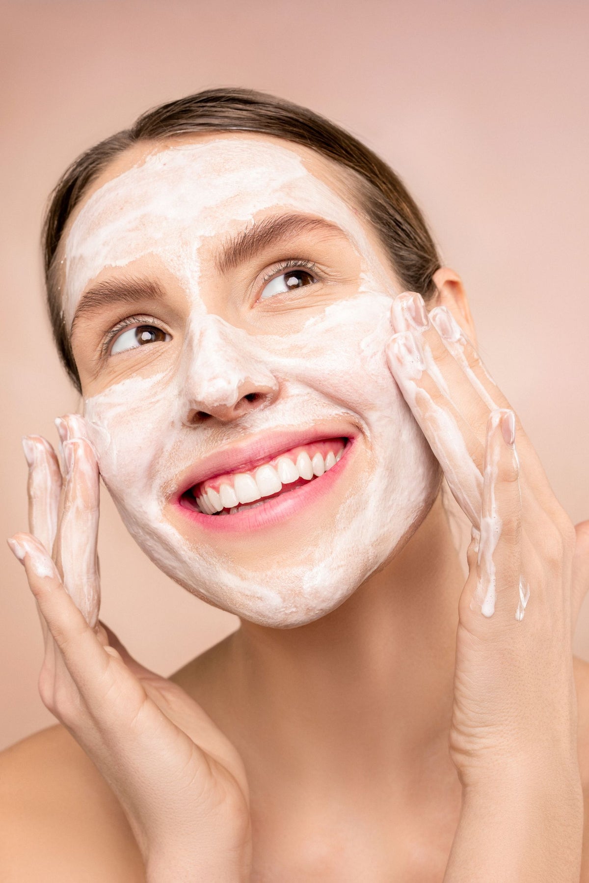 A facial cleansing ritual with soft foam